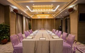 La Perle International Hotel - Free Shuttle Between Hotel And Exhibition Center During Canton Fair Exterior photo